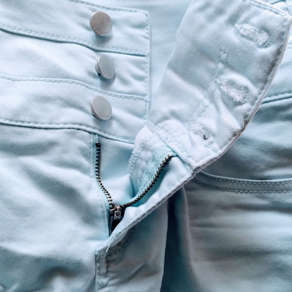 🌻🌻 Refuge High-Waist Shortie Shorts - Juniors - Picture 5 of 5